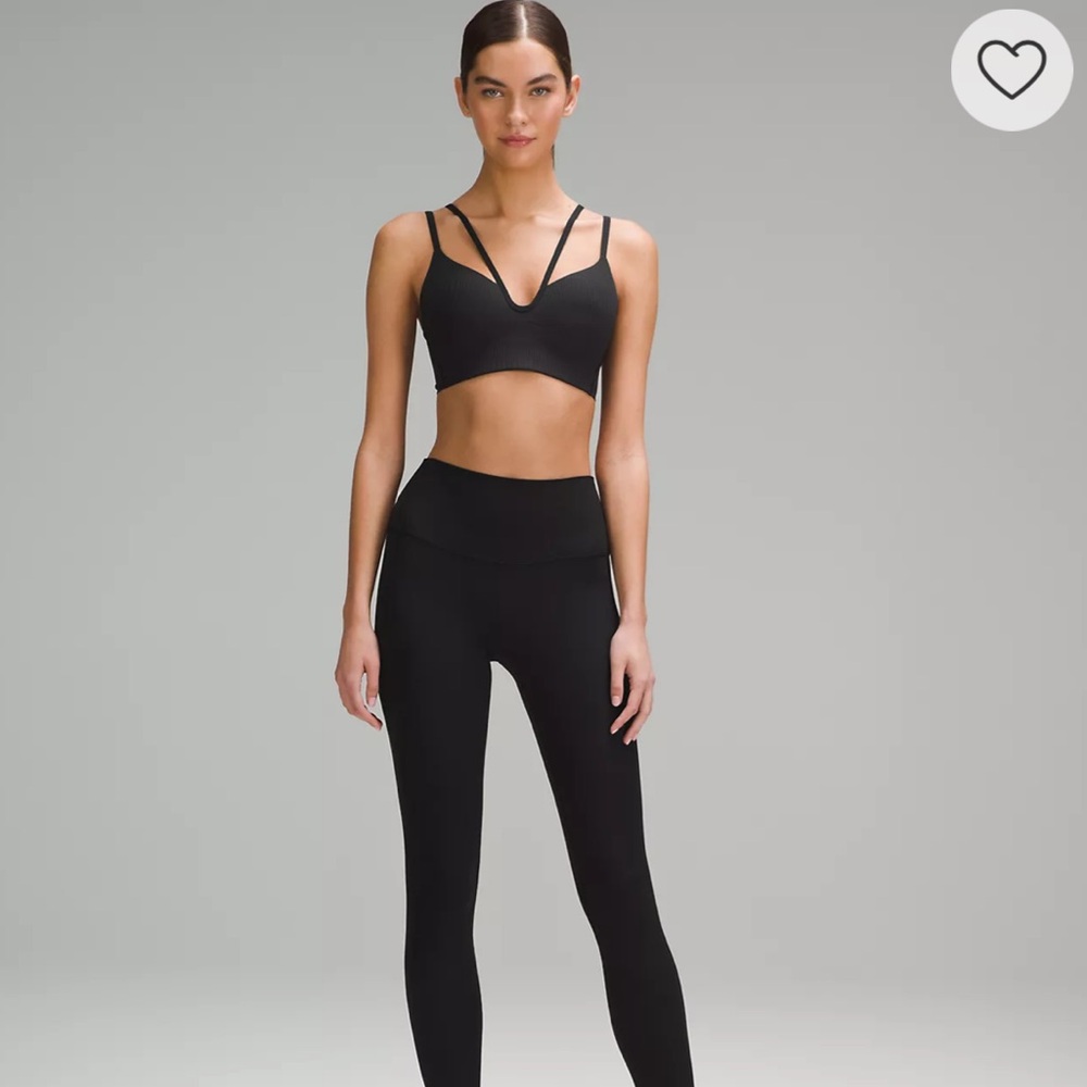 Lululemon Like a Cloud Strappy Longline Ribbed sport Bra top
Light 4 black